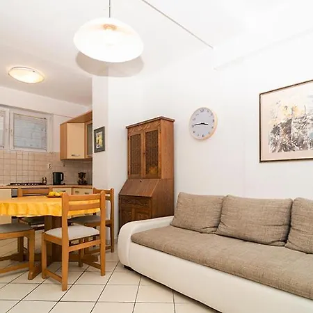 Apartment Vlahov *